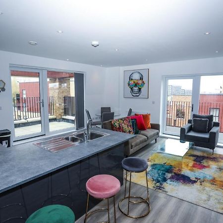 Lovely 2 Bed Apartment With Parking Λονδίνο Εξωτερικό φωτογραφία