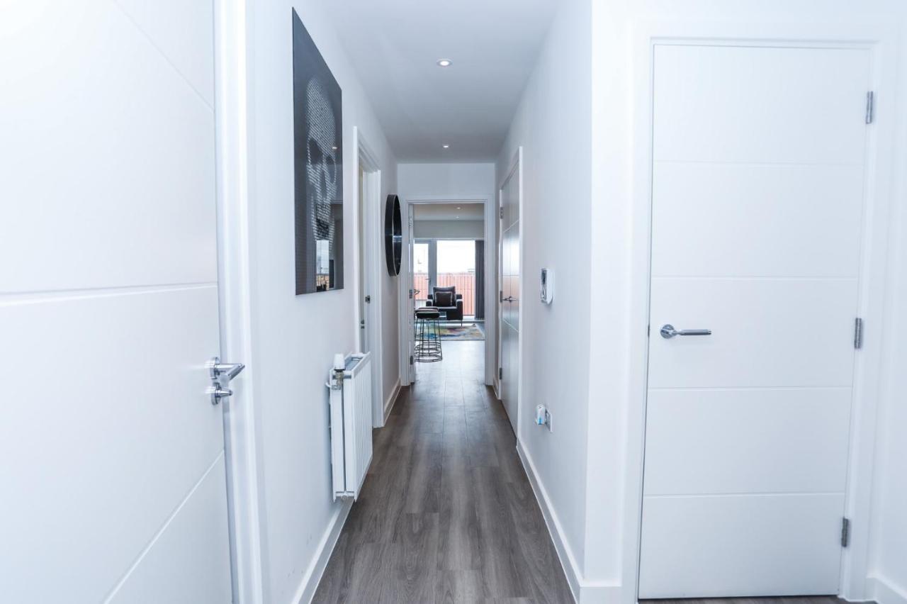 Lovely 2 Bed Apartment With Parking Λονδίνο Εξωτερικό φωτογραφία