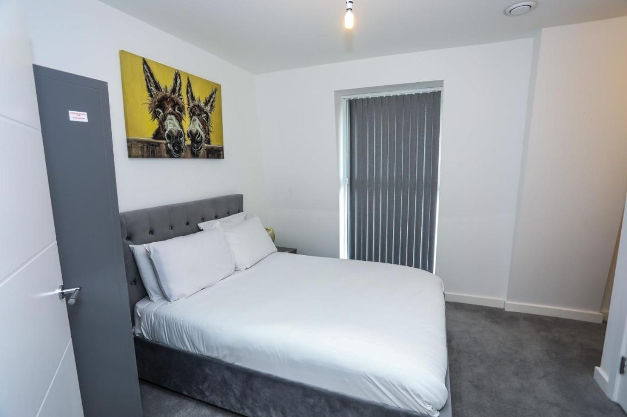 Lovely 2 Bed Apartment With Parking Λονδίνο Εξωτερικό φωτογραφία