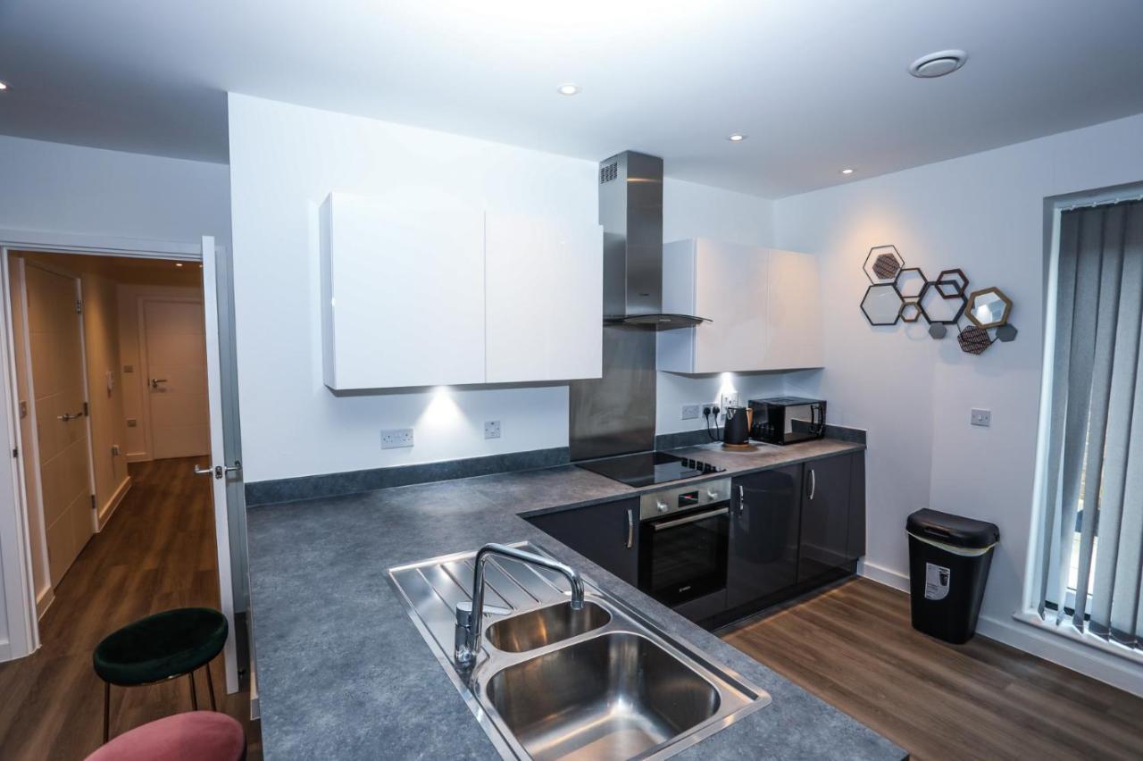 Lovely 2 Bed Apartment With Parking Λονδίνο Εξωτερικό φωτογραφία